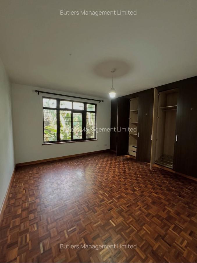 5 Bed Townhouse with En Suite in Lavington - 10