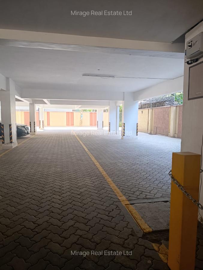 Studio Apartment with Swimming Pool in Westlands Area - 2