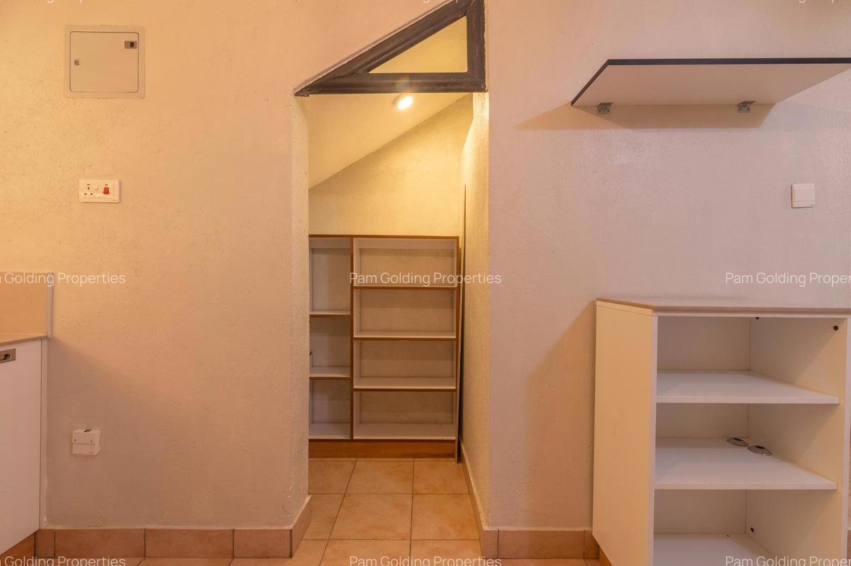 2 Bed Apartment with En Suite in Karen - 9