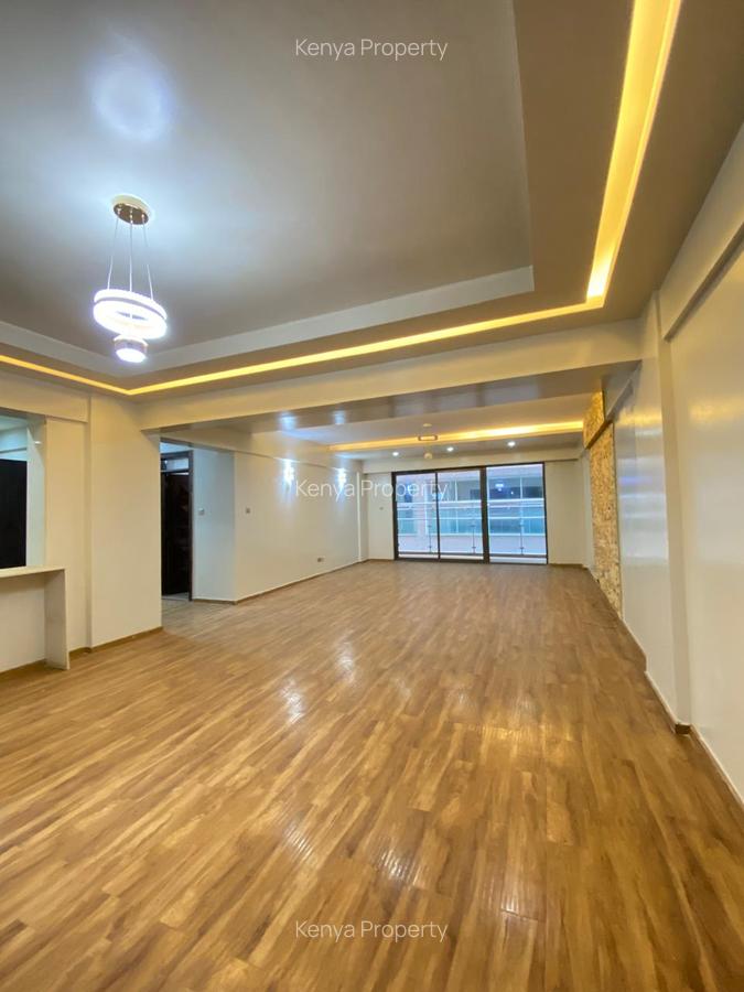 3 Bed Apartment with En Suite in Kilimani - 2