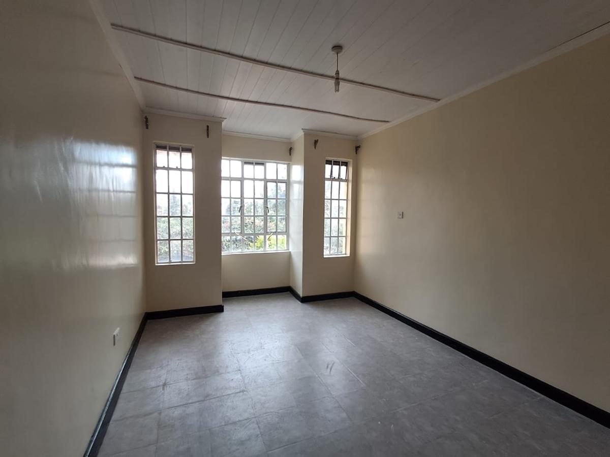 5 Bed House with Garden at Katani Road - 8