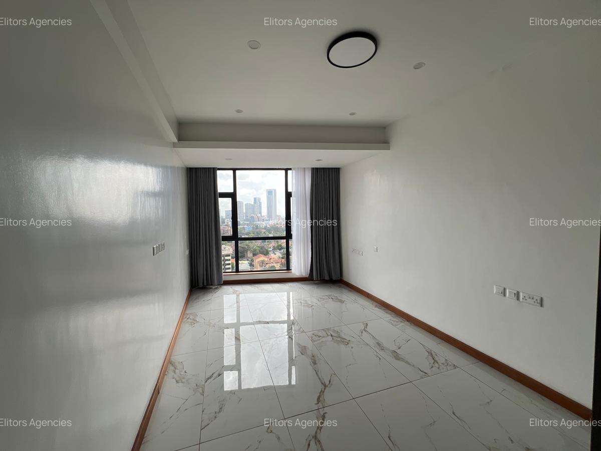 4 Bed Apartment with En Suite at Lantana Road - 12