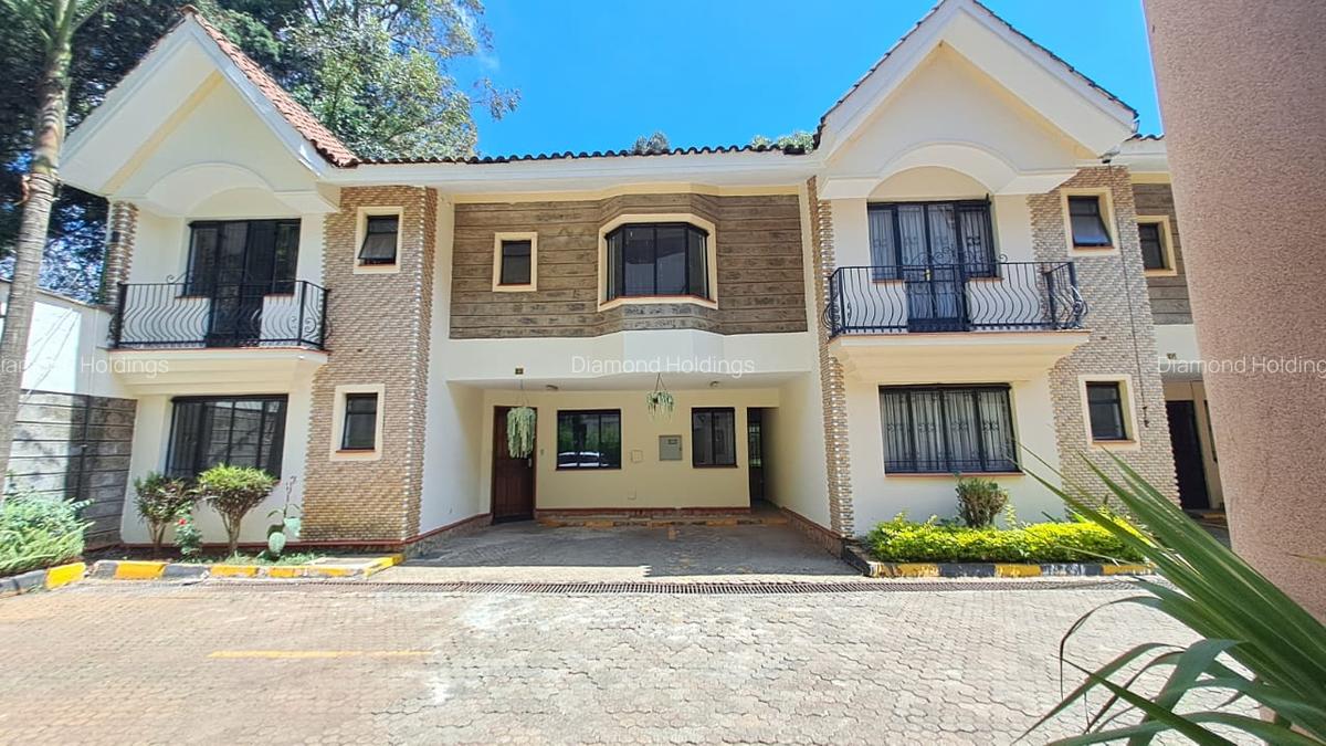 4 Bed Townhouse with En Suite in Westlands Area - 1