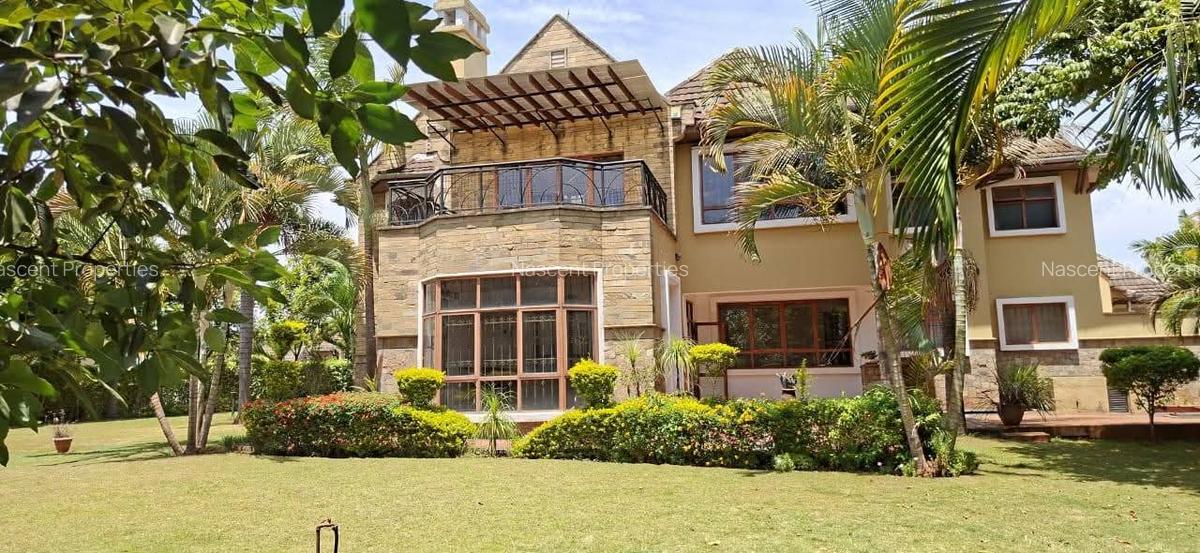 5 Bed Villa with En Suite in Runda - 3