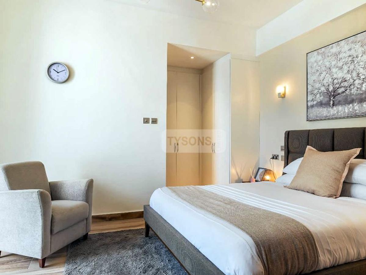 1 Bed Apartment with En Suite in Riverside - 4