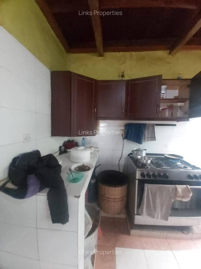 5 Bed Townhouse with En Suite at Kerarapon Drive - 5