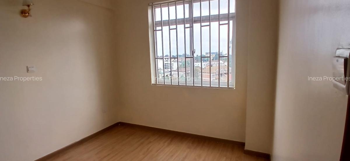 2 Bed Apartment with En Suite at Kindaruma Road - 4