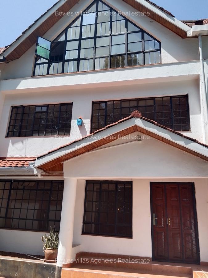 5 Bed Townhouse with En Suite at Westlands - 3