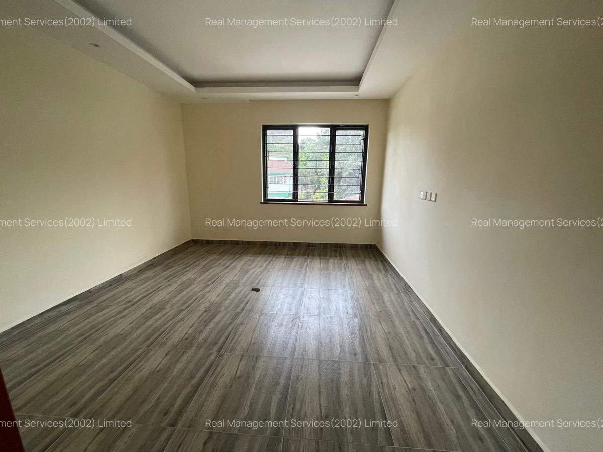 4 Bed Townhouse with En Suite at Othaya Road - 9
