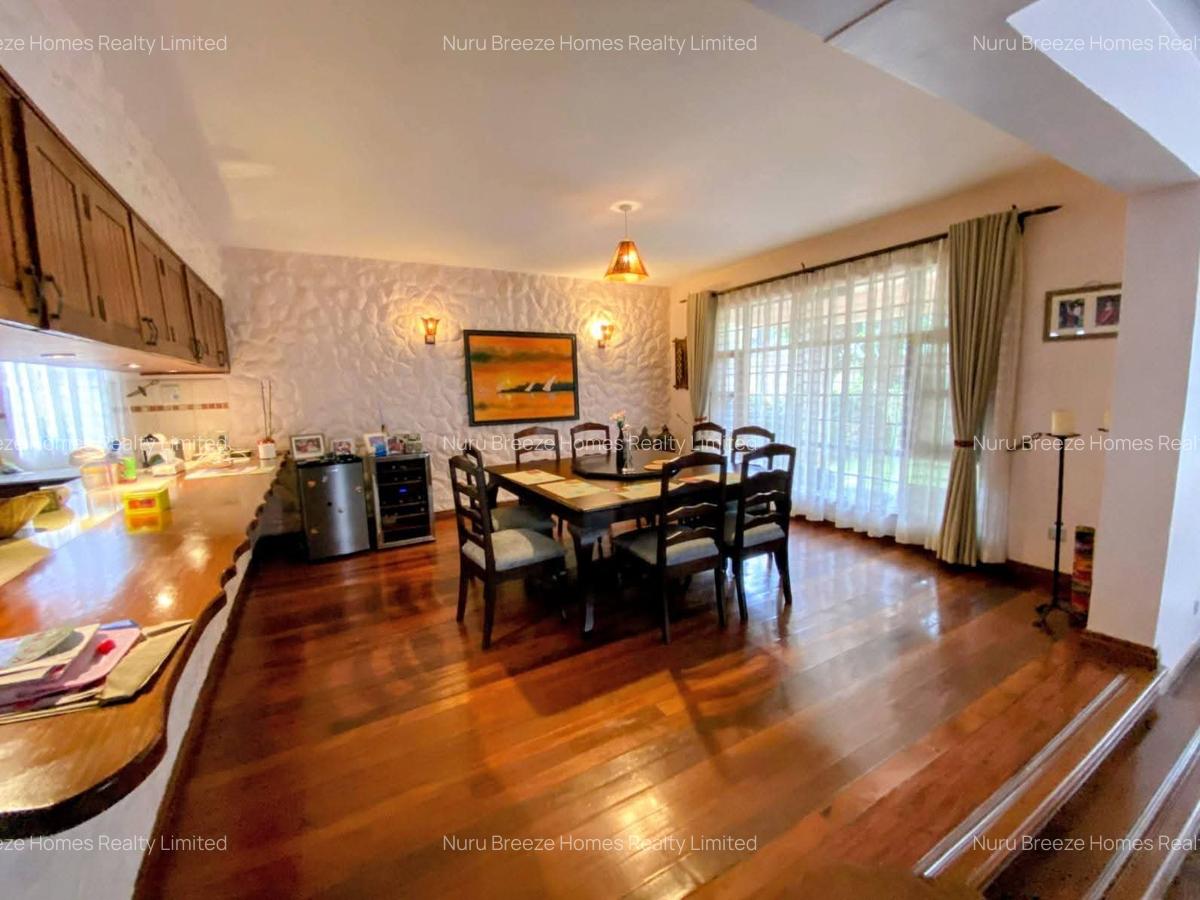 4 Bed Townhouse with En Suite in Spring Valley - 4