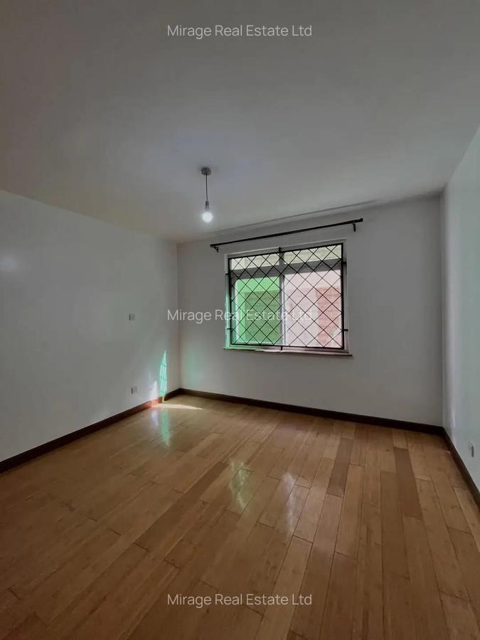 3 Bed Apartment with En Suite in Kilimani - 15
