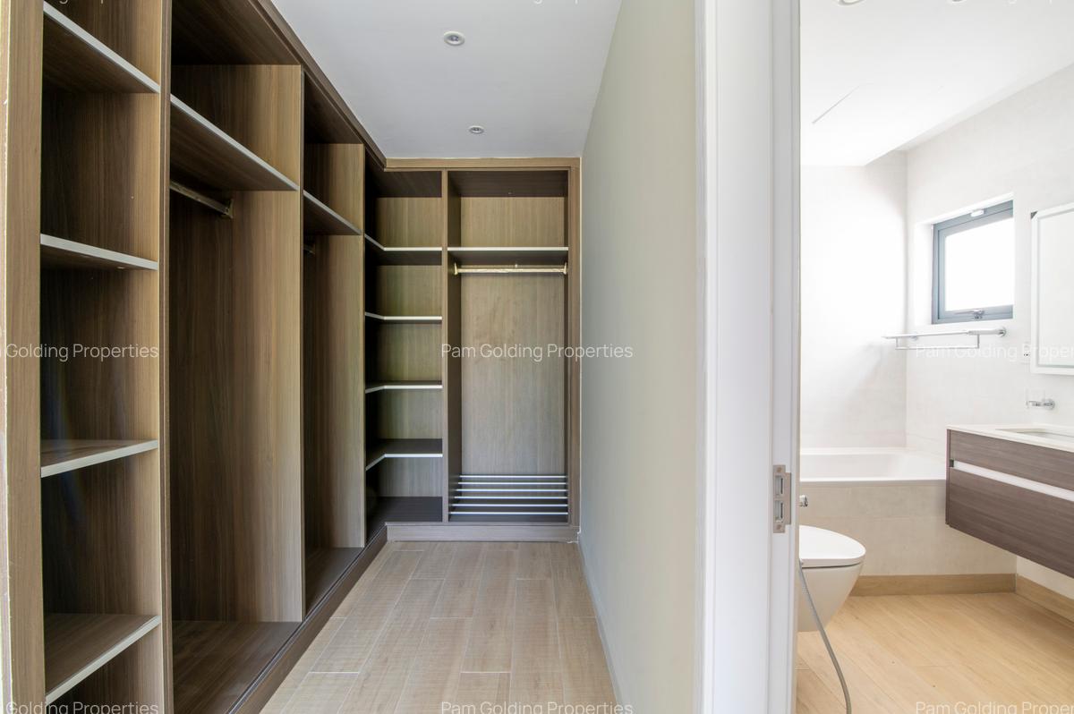 6 Bed Townhouse with En Suite at Shanzu Road - 18