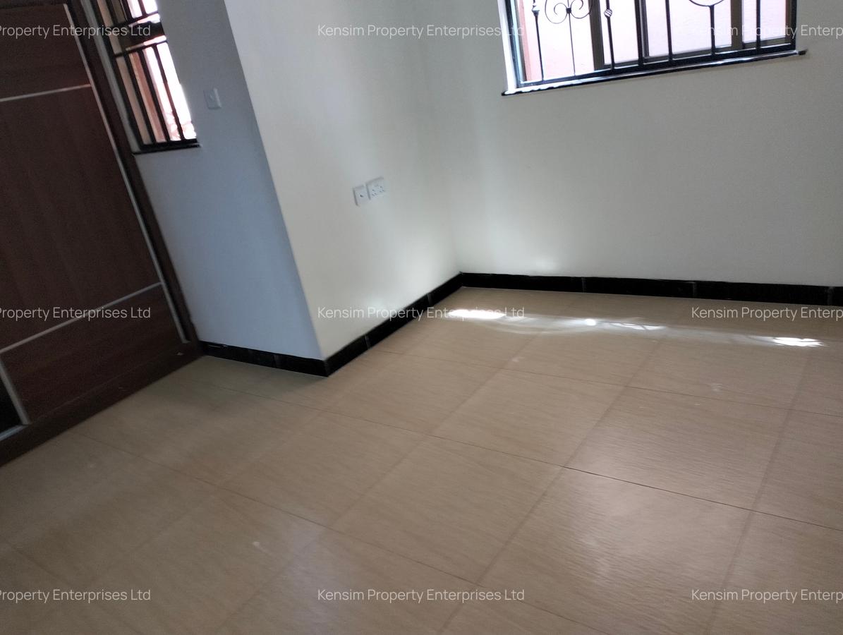 5 Bed Townhouse with En Suite in Lavington - 12