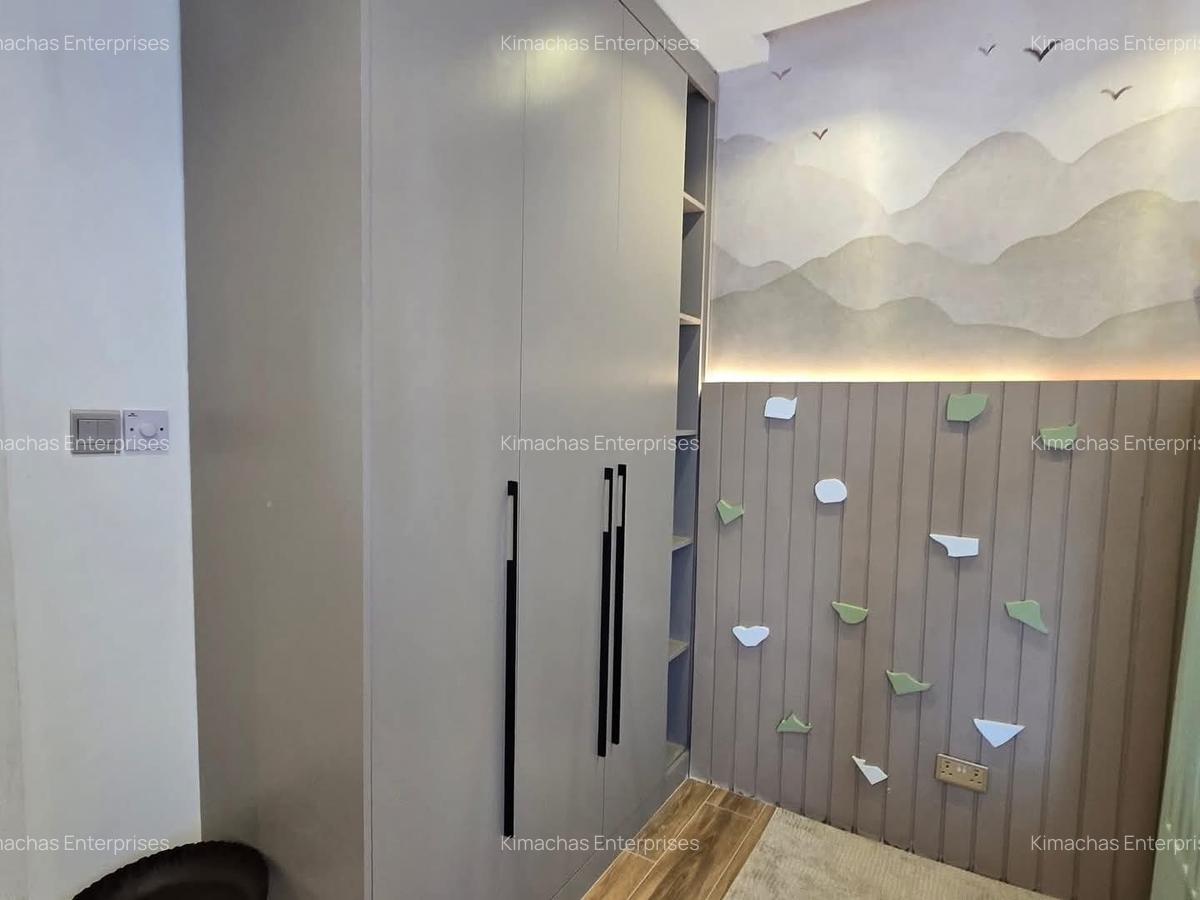 3 Bed Apartment with En Suite at Links Road - 16