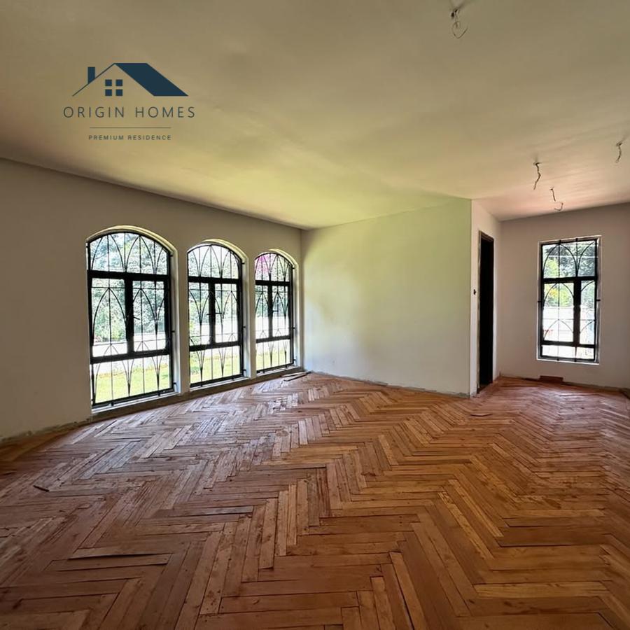 4 Bed House with En Suite at Runda - 3