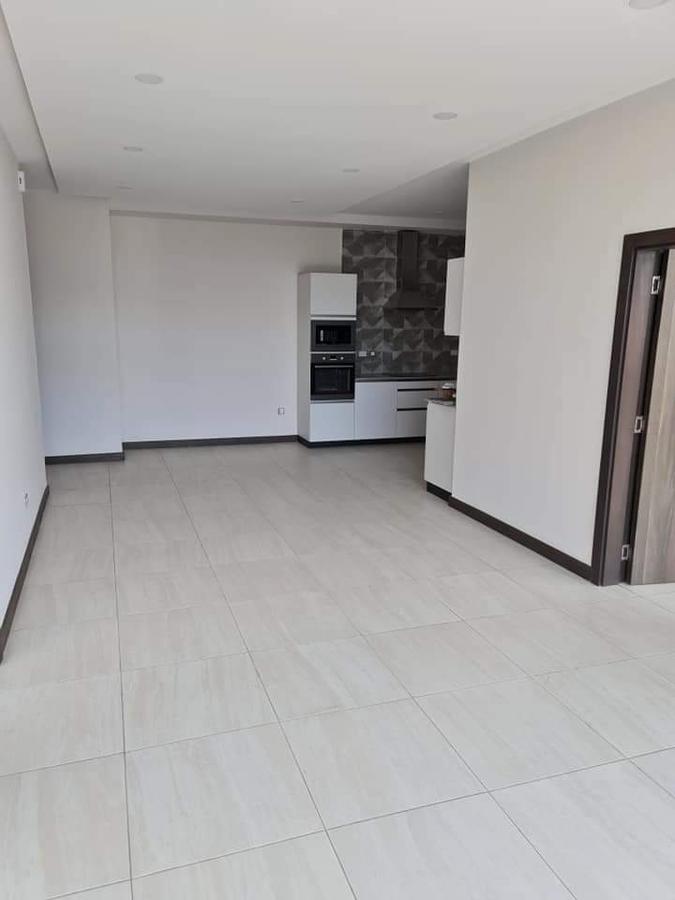 2 Bed Apartment with En Suite in Westlands Area - 3