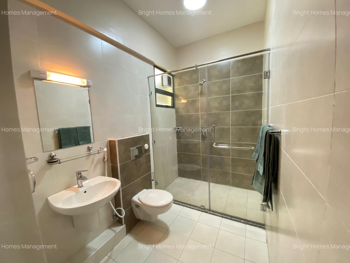 Furnished 2 Bed Apartment with En Suite in Kilimani - 4