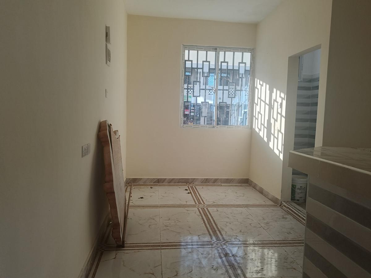 1 Bed Apartment with En Suite at Utange - 1