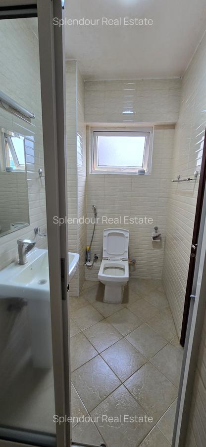 Serviced 4 Bed Apartment with En Suite in Parklands - 14