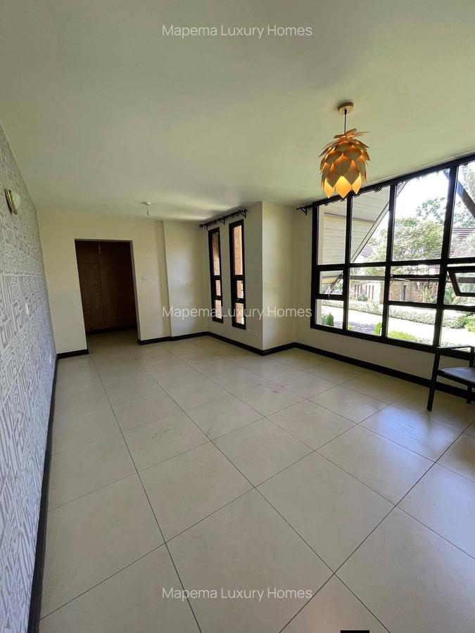5 Bed House with En Suite at Off Langata Road - 10