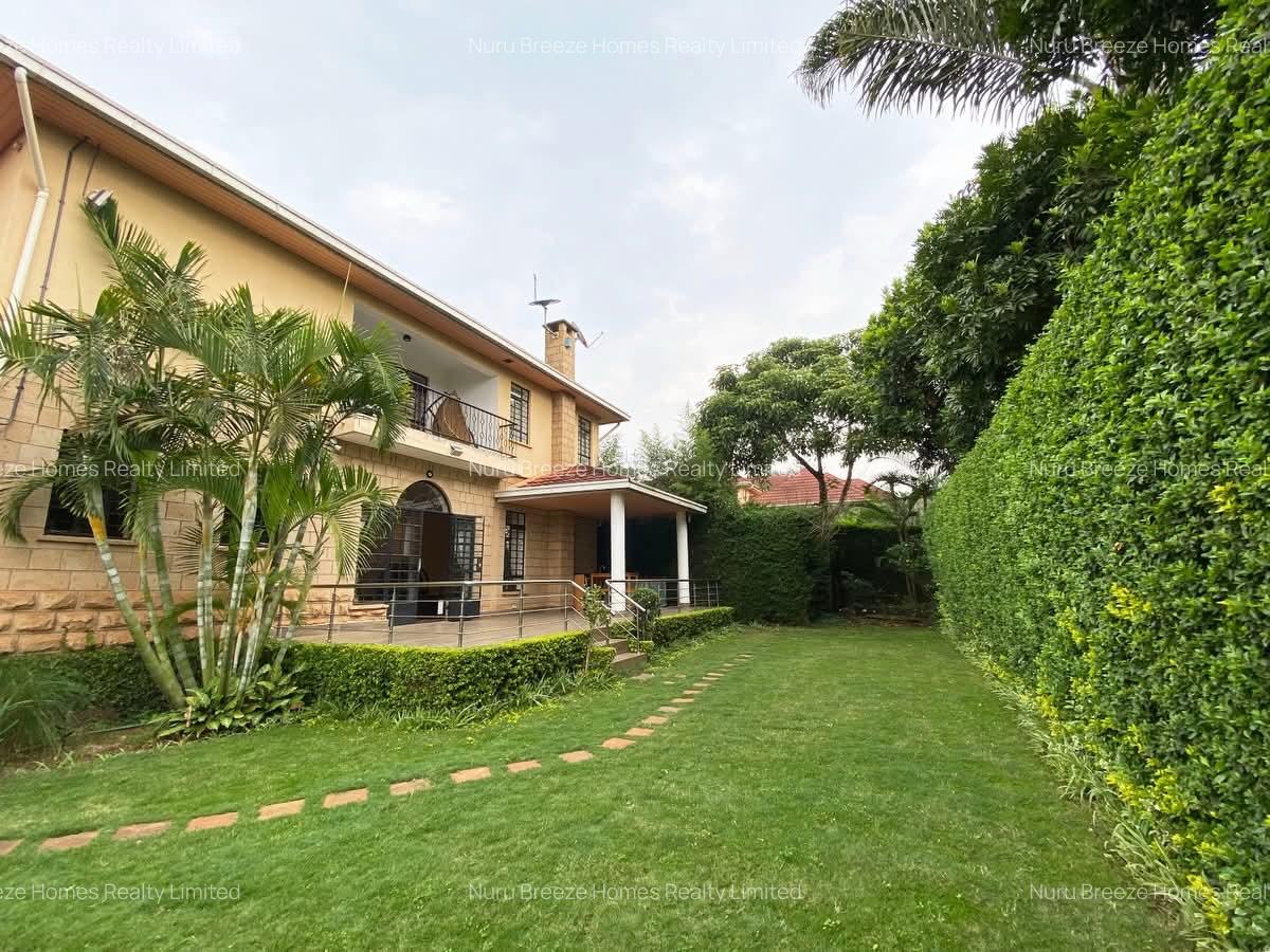 5 Bed Townhouse with En Suite in Kitisuru - 1