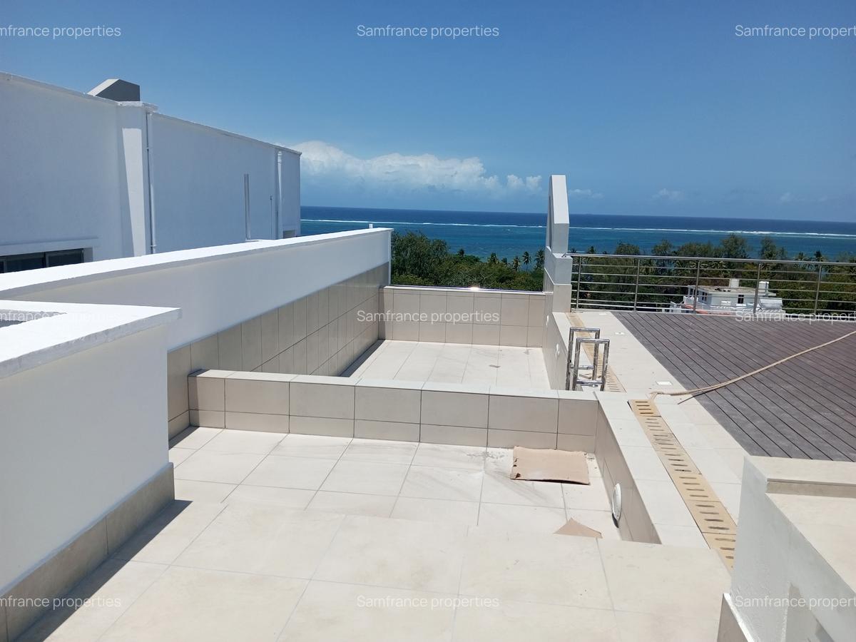 Serviced 5 Bed Apartment with En Suite at Mombasa - 5