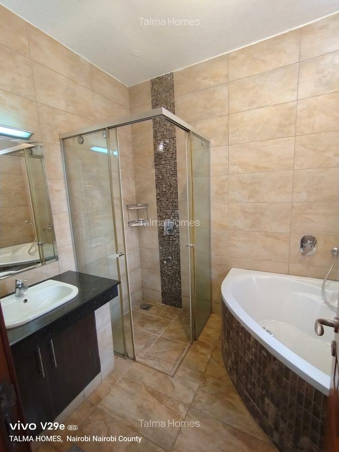 5 Bed Townhouse with En Suite at Lavington - 11