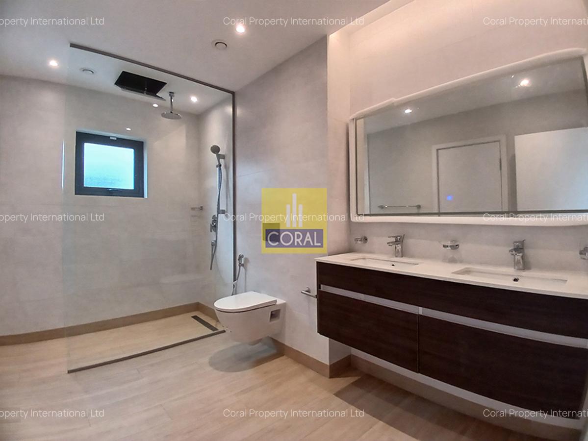 5 Bed House in Kyuna - 16