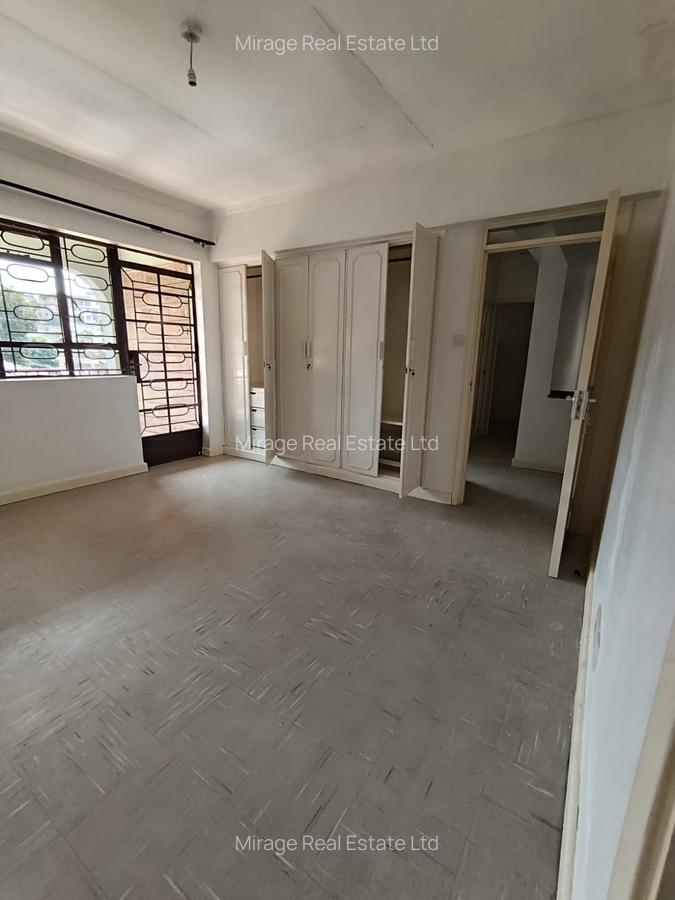 4 Bed Villa with Staff Quarters in Westlands Area - 12