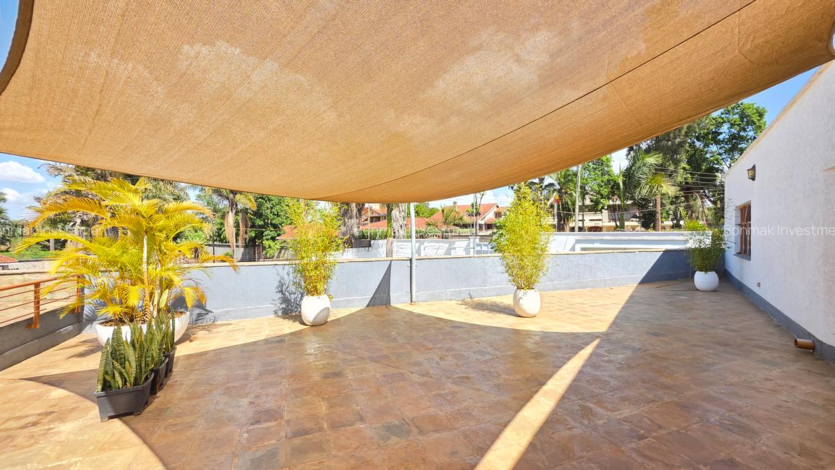 4 Bed House with En Suite at Old Runda - 13