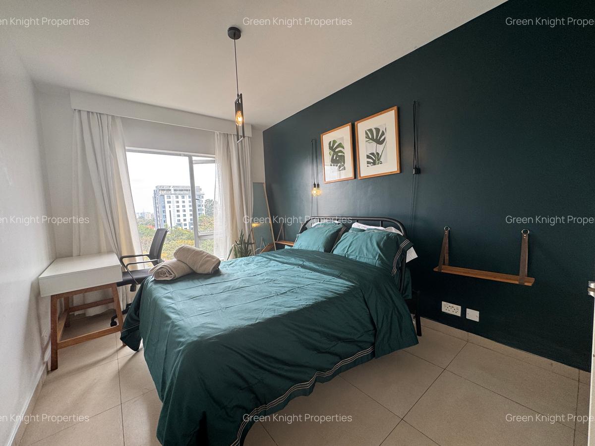 Serviced 1 Bed Apartment with En Suite in Lavington - 12