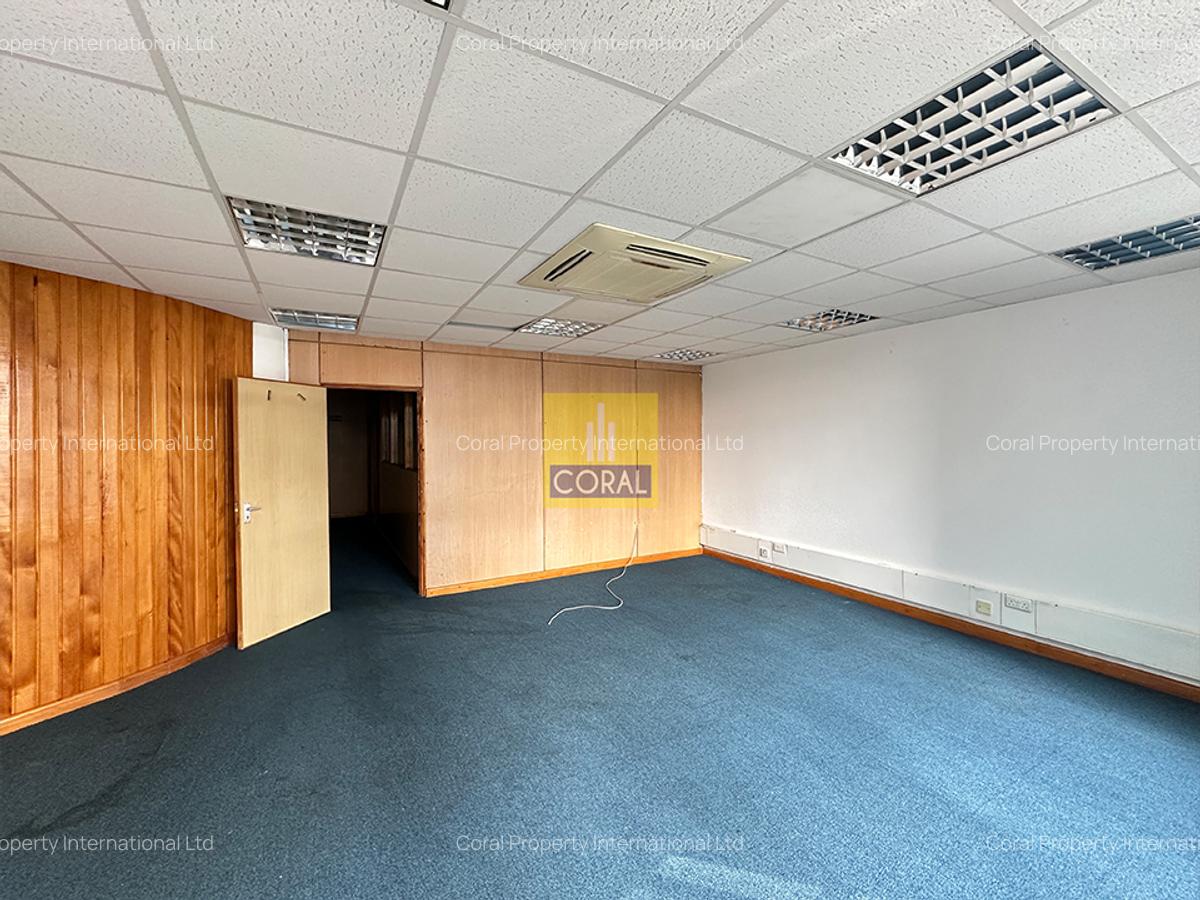 2,934 ft² Office with Service Charge Included in Westlands Area - 11