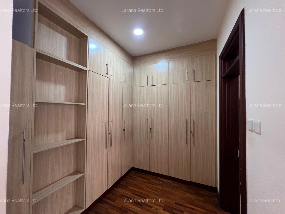 4 Bed Apartment with En Suite at General Mathenge - 10