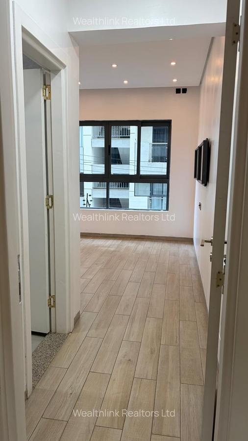 2 Bed Apartment with En Suite at Argwings Kodhek - 5