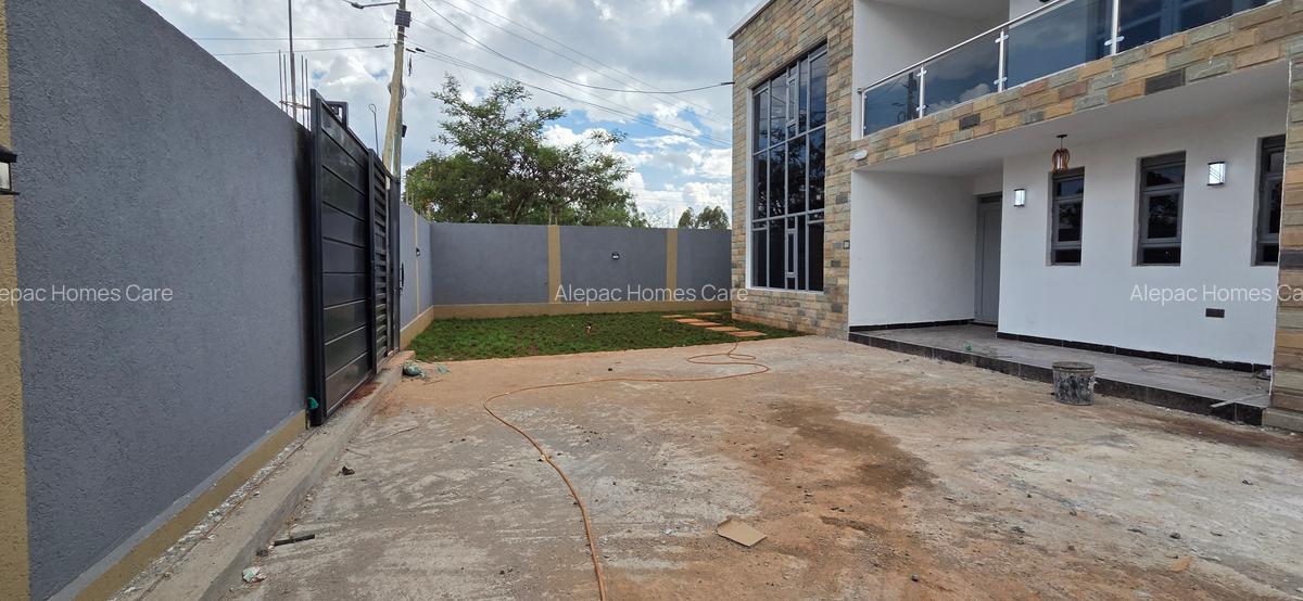 5 Bed House with En Suite at Varsityville Estate - 3