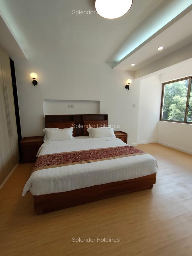 3 Bed Apartment with En Suite in Lavington - 8