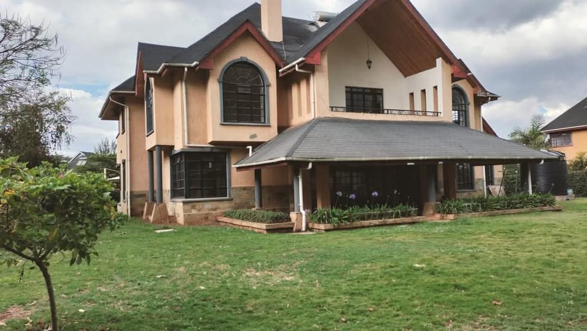 4 Bed House with En Suite at Windy Ridge - 1