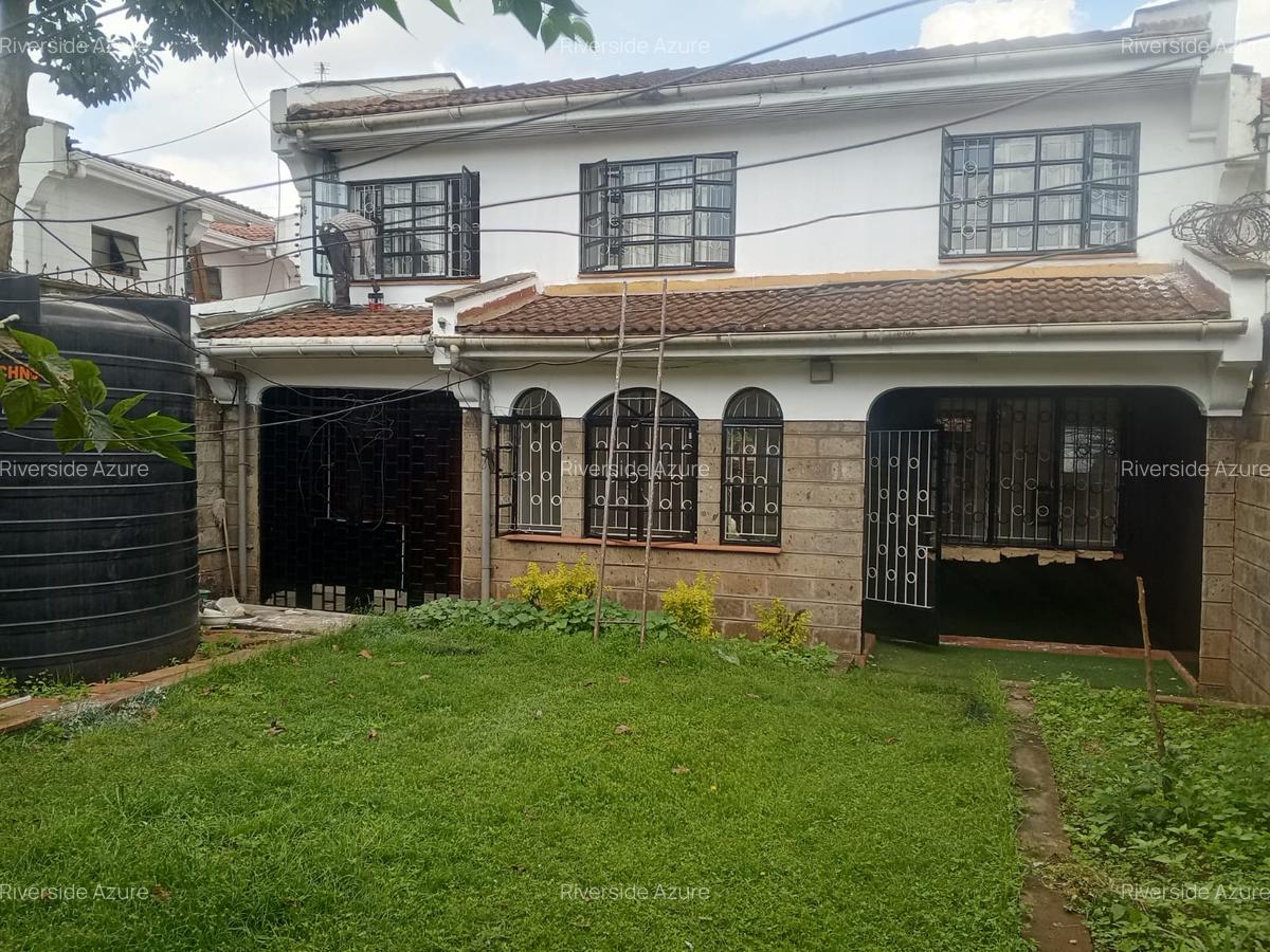 4 Bed Townhouse with En Suite in Westlands Area - 1