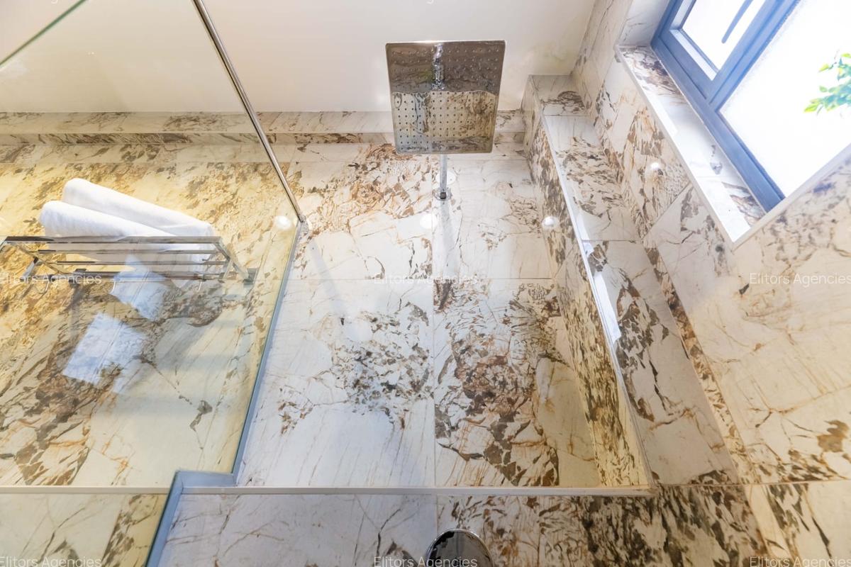 Serviced 2 Bed Apartment with En Suite at Brookside Drive - 16