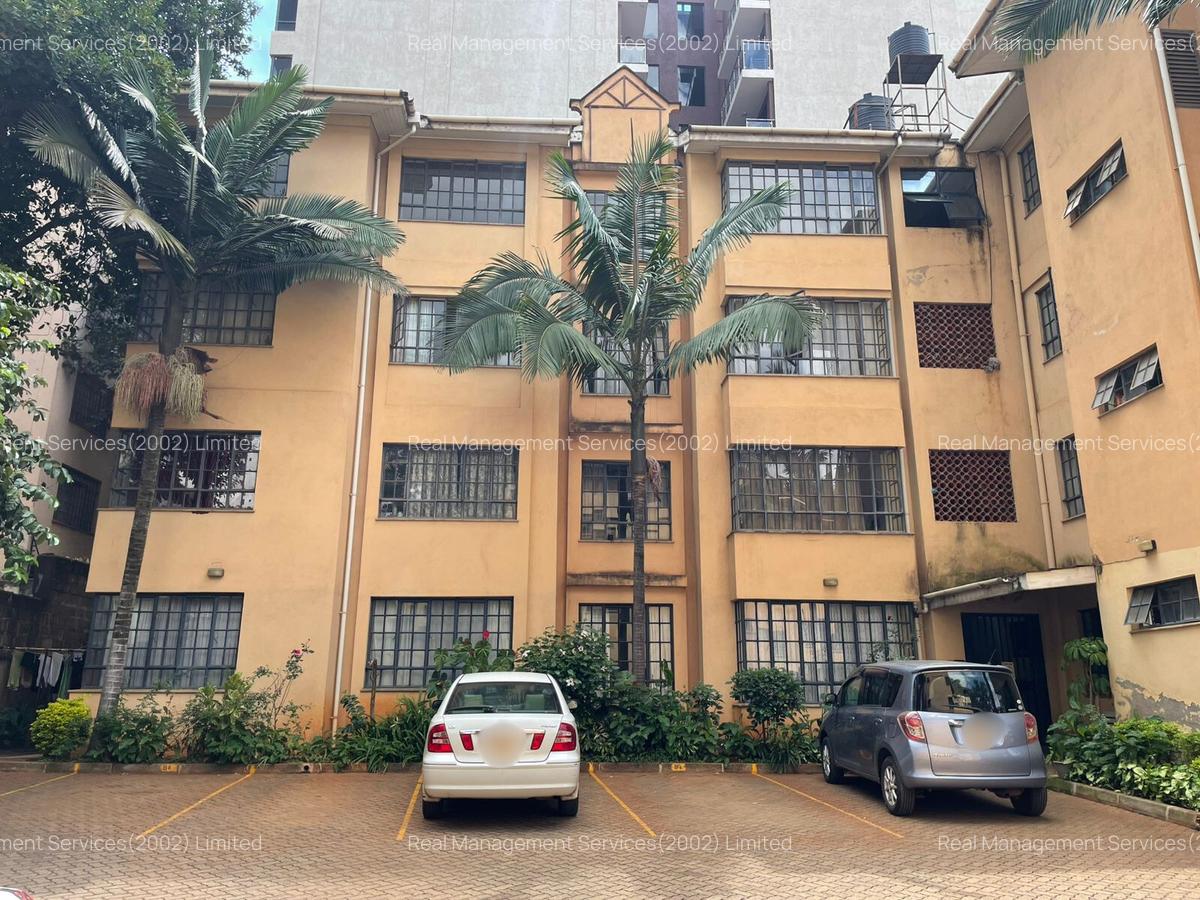 3 Bed Apartment with En Suite at Kusi Lane - 1