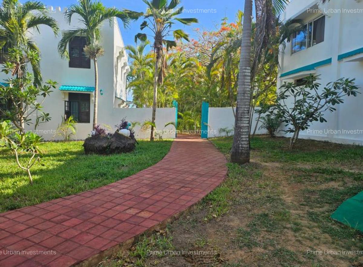 4 Bed House with En Suite in Mtwapa - 3