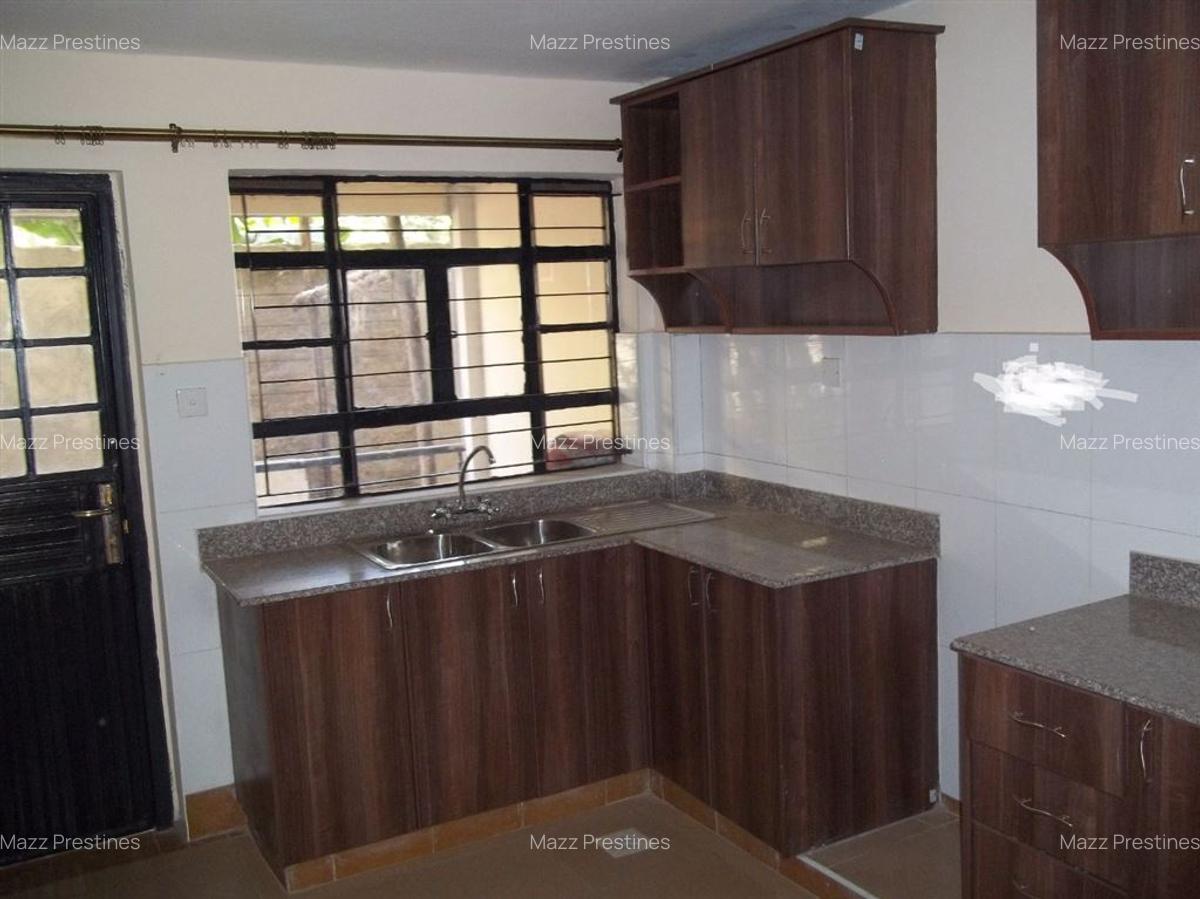 2 Bed Apartment with Lift in Garden Estate - 2