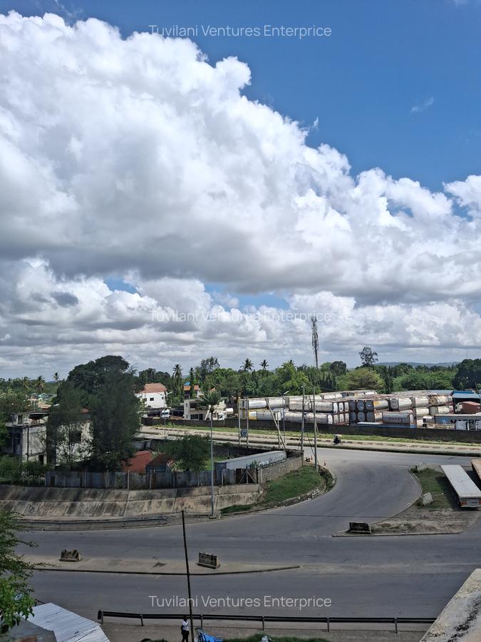 Land at Changamwe - 7