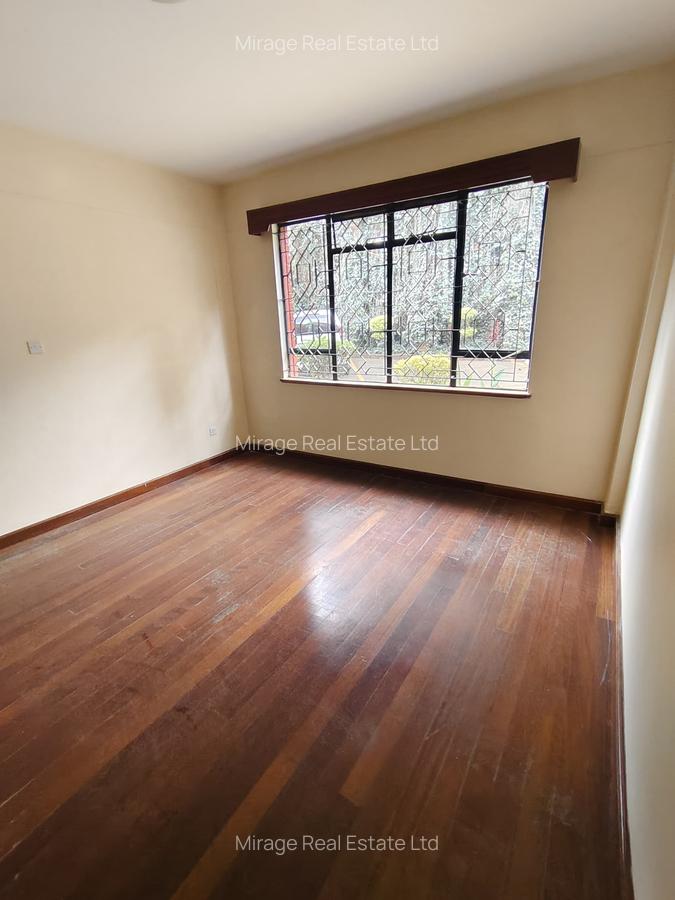 4 Bed Apartment with Parking in Riverside - 6