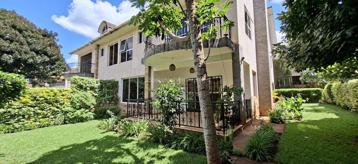 5 Bed Townhouse with En Suite in Spring Valley - 2