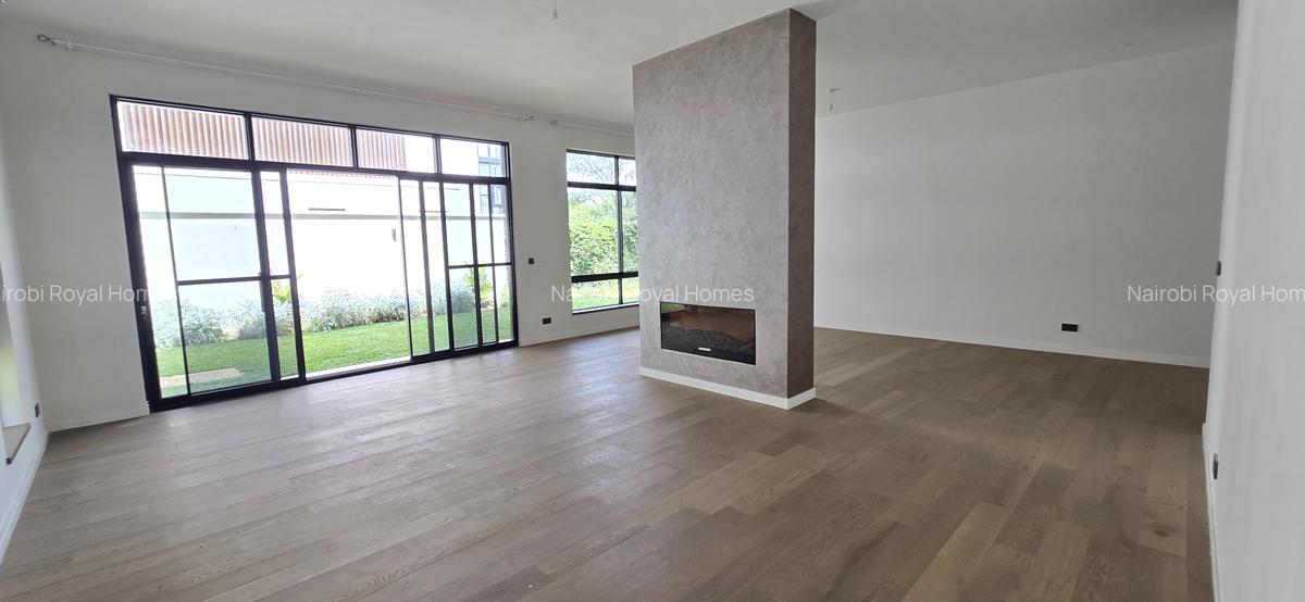 5 Bed Townhouse with En Suite at Lavington Green - 13