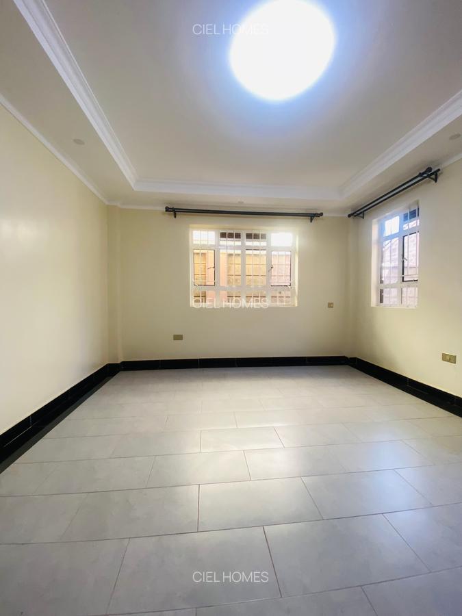 4 Bed Townhouse with En Suite at Mugutha - 12