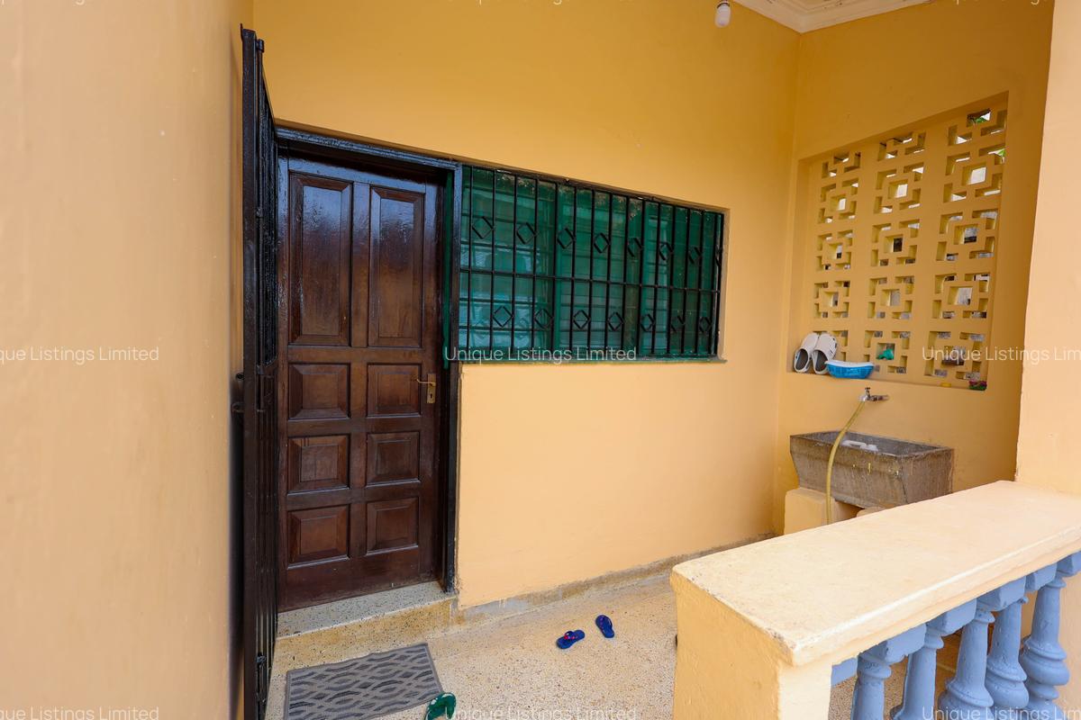 4 Bed House with Staff Quarters in Nyali Area - 15