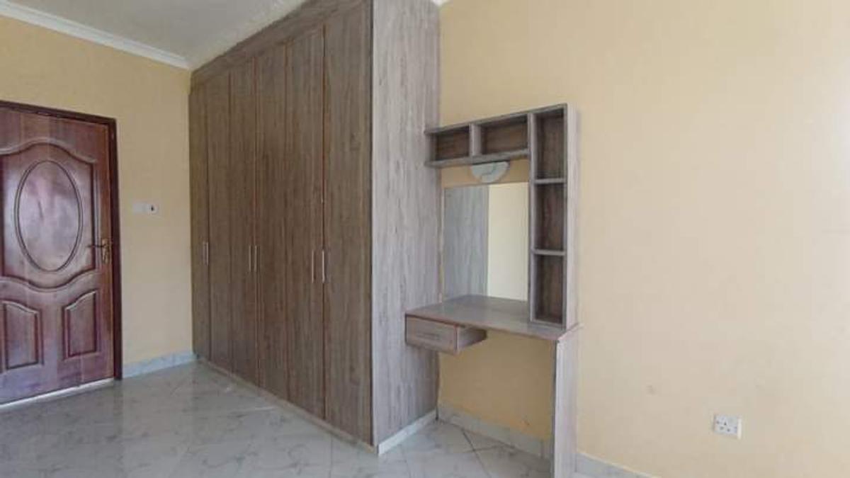 3 Bed House with En Suite in Kitengela - 4