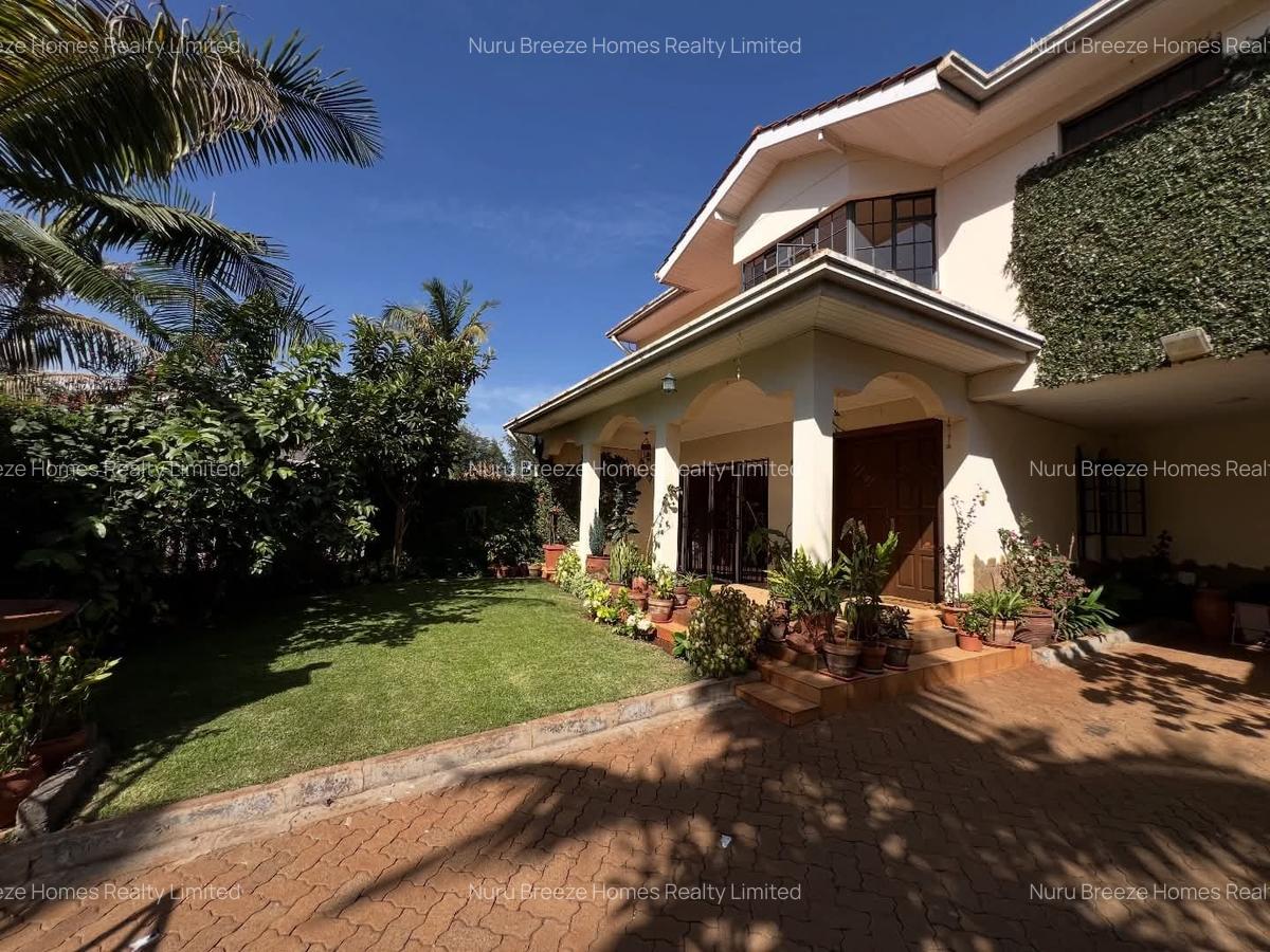 4 Bed Townhouse with En Suite in Westlands Area - 8